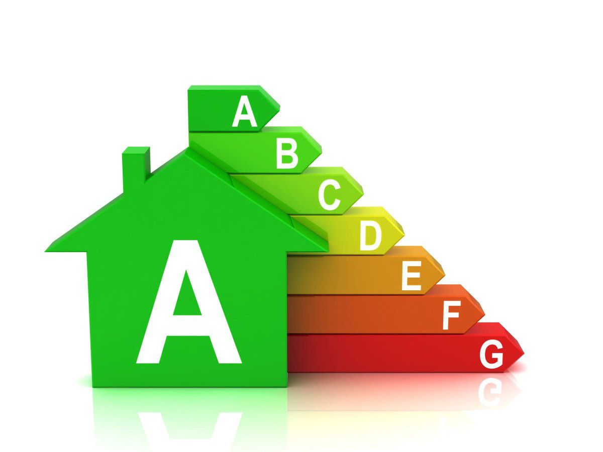 Certificado Eficiencia Energética. Investcasa Iuris  en Torremolinos
